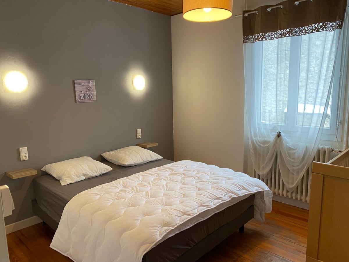 Creme Villa Chabotte Buitenkant foto