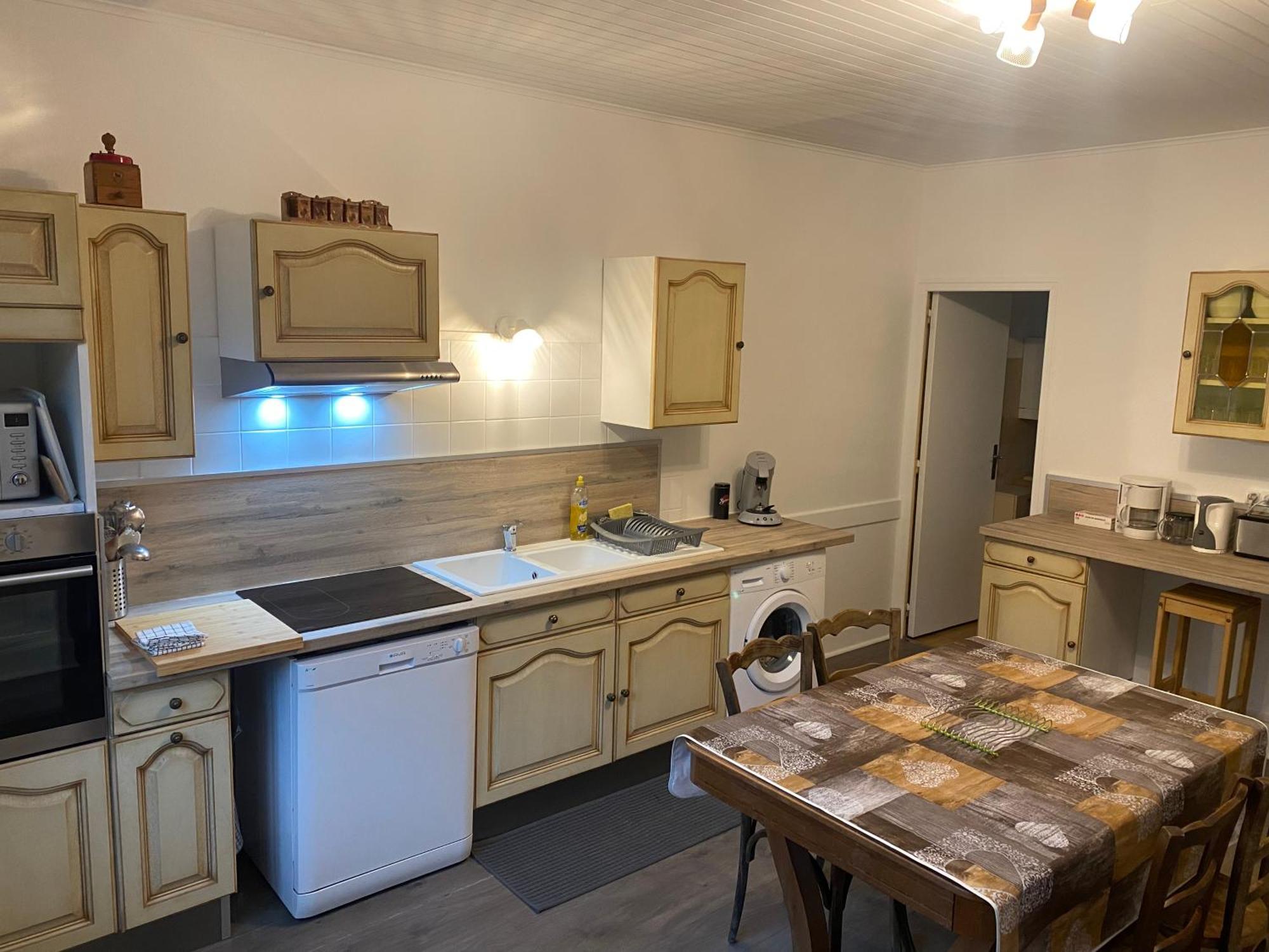 Creme Villa Chabotte Buitenkant foto